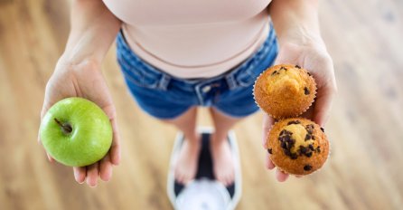 5 ZDRAVIH NAMIRNICA SU "ZABRANJENE" AKO HOĆETE DA SMRŠATE: Nutricionisti otkrili - pune su masti i kalorija!