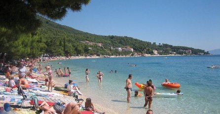 Policija upozorava na neugodni trend na hrvatskim plažama: Turisti da obrate pažnju