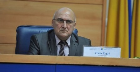 Član CIK-a Vlado Rogić zadobio teške tjelesne povrede u saobraćajnoj nesreći