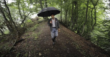 Ramiz Nukić, sakupljač kostiju žrtava genocida, teško obolio i treba pomoć