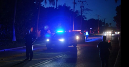 Trumpove pristalice ljute: Protestuju ispred imanja i mašu zastavama 