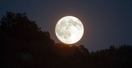 SUTRA STIŽE POSLJEDNJI SUPERMJESEC U 2022. GODINI: 4 znaka doživjet će najvažnije promjene