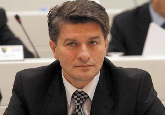 Mehmedović se oglasio nakon što mu je odbačena kandidatura za predsjednika SDA
