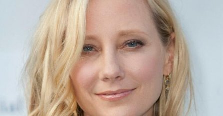 EN HEŠ JE PREMINULA: Poznata glumica isključena sa aparata