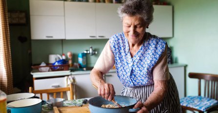 13 "SIROTINJSKIH" JELA STARE JUGOSLAVIJE: Dok smo ih jeli, pucali smo od zdravlja