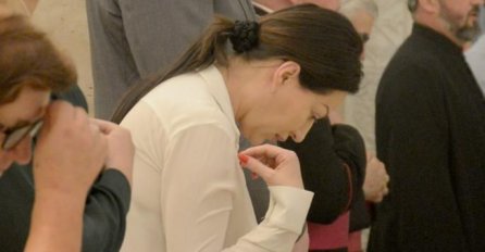 "TUGA I BOL SU NEMJERLJIVI" - Ceca se OGLASILA povodom TRAGEDIJE: Otkazala koncert pa uputila DIRLJIVU PORUKU