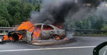 Na magistralnom putu u BiH potpuno izgorio automobil