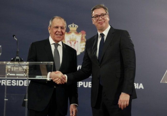 Lavrov: Vučić i Putin se čuju telefonom, upoređuju pozicije i usklađuju korake