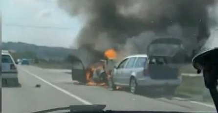 Teška nesreća kod Prnjavora: Poginule majka i kćerka, otac i sin povrijeđeni