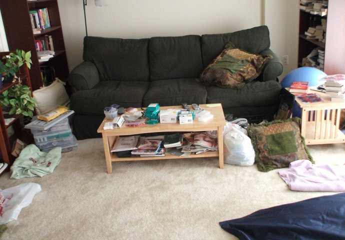 ŽELITE KONAČNO DA PRIVUČETE SREĆU, NOVAC I BLAGOSTANJE: Evo šta morate držati na stolu, ALI UVIJEK