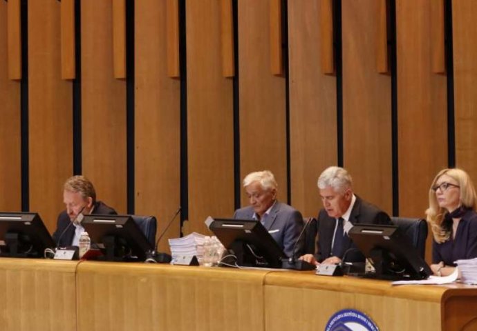 Hoće li sutra Dom naroda BiH napokon izglasati ukidanje akciza na gorivo ?