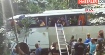 Autobus u Turskoj pao sa litice: Pet poginulih