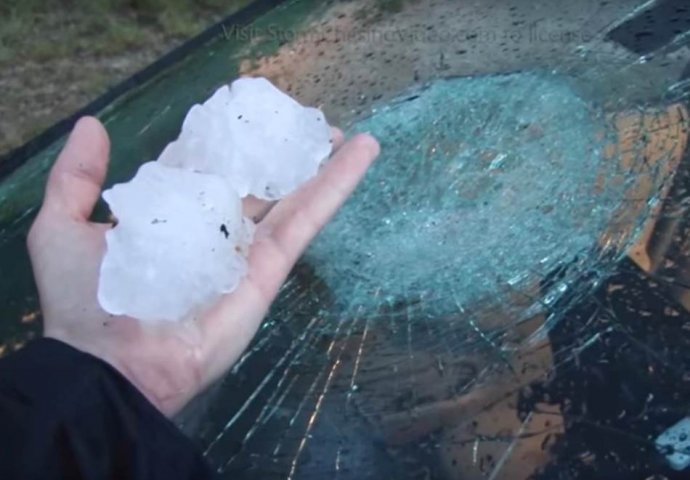 UDARILA OPASNA OLUJA SA GRADOM, 30 LJUDI POVRIJEĐENO U ŠPANIJI! Stručnjaci upozoravaju - Sve je to zbog temperature mora