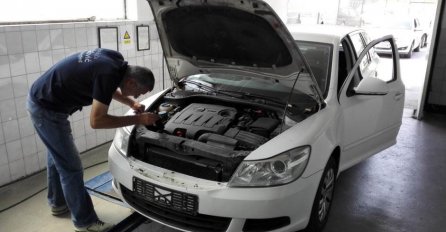 ŽENA PALA NA TEHNIČKOM PREGLEDU ZBOG STVARI KOJU SVI DRŽIMO U AUTU: "Nisam znala da je to zabranjeno uopšte!"