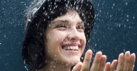 DANAS ĆE IH OBASJATI MAGIČNA SVJETLOST: Ova 3 znaka danas će imati neviđenu sreću u svemu što rade