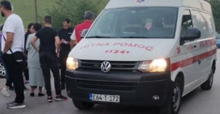 Incident na protestima u Dobroševićima: Pokušao proći autom, pa udario dvije žene