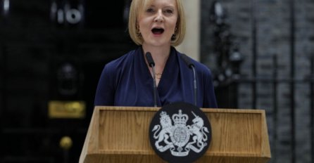 Liz Tras se obratila prvi put kao premijerka: Ova nacija može sigurno prebroditi oluju