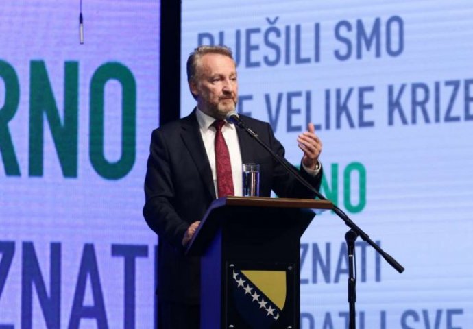 Izetbegović: U ovom mandatu penzije i plaće će biti 50 posto veće