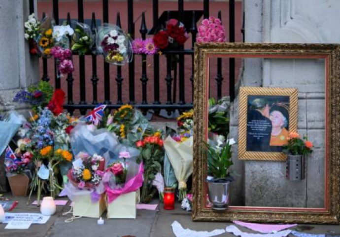 Evo šta se danas očekuje nakon smrti kraljice Elizabete II