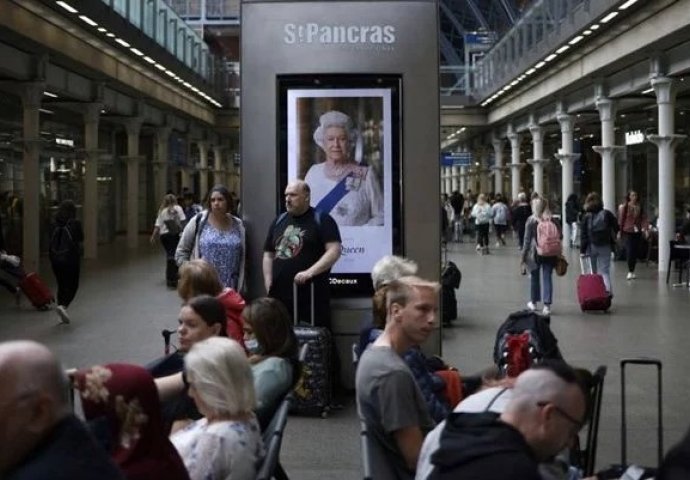 Nakon smrti kraljice Elizabete: Otkazane utakmice, festivali, utrke, oglasila se britanska vlada