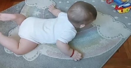 SLIKA BEBE NA PODU JE NALJUTILA RODITELJE U SRBIJI: Vidite li zašto? Mnogi prave ovu grešku