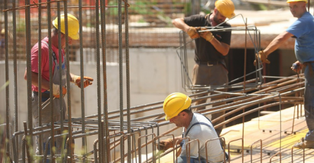 Vlast ispunjava obećanja: Sve veći broj zaposlenih, a plaće porasle