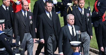 DONIJETA KLJUČNA ODLUKA U PALAČI, UPRAVO JE SAOPŠTENO: Tiče se Harryja i princa Wiliama