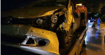 Teška nesreća kod Banja Luke: Vozač Golfa uletio u školsko dvorište