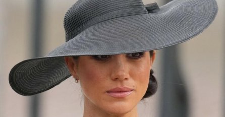 MEGAN MARKL SVE ZATEKLA POJAVOM: Da li je moguće da se OVAKO OBUKLA (FOTO)