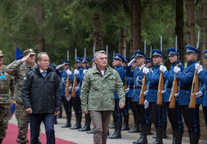 Željko Komšić: Oružane snage prošle test po NATO standardima