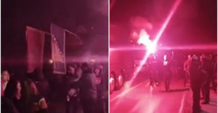 ATMOSFERA KOD FEHRE JE DOŠLA DO TAČKE KLJUČANJA: Stigli najvatreniji navijači Crne Gore, ori se Bosnom behar probeharao