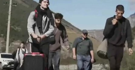 Masovni bijeg od mobilizacije: Iz Kremlja tvrde kako za sad ne planiraju zatvaranje granica, u isto vrijeme pojavljuju se snimke velikih gužvi na graničnim prijelazima