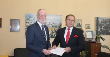 Uprkos Dodikovom protivljenju novi ambasador Njemačke u BiH predao akreditive