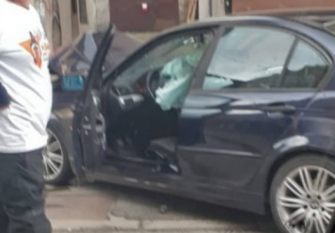 Nesreća u centru Sarajeva, dvije osobe povrijeđene