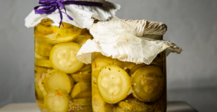 JAČAJTE ORGANIZAM CIJELE ZIME: Napravite ovu ukusnu zimnicu od tikvica, gotova je za samo nekoliko minuta (RECEPT)