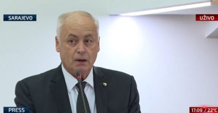 Arnautović: Ukupan odziv do 15 sati 35 posto, poziv svima da izađu i glasaju!