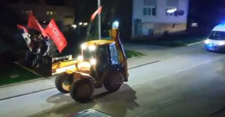 Pogledajte kako je SNSD slavio pobjedu u rodnom mjestu zločinca Ratka Mladića