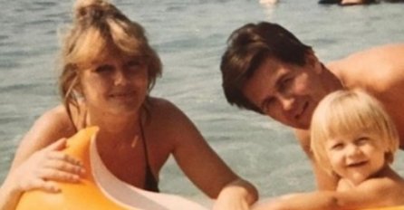 PJEVAČICA OBJAVILA SLIKU IZ DJETINJSTVA - ZNATE LI KO JE U PITANJU: Komentari samo pljušte