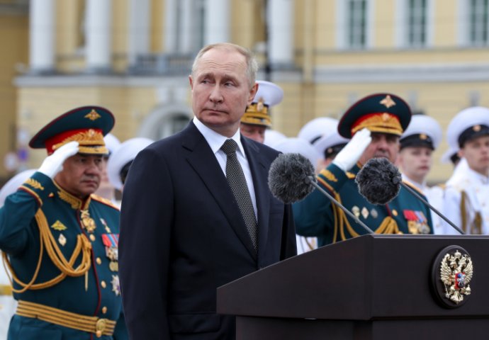 The Times: Putin naredio pokretanje nuklearnog vojnog voza prema liniji fronta u Ukrajini