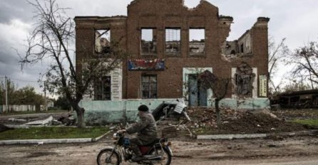 RAT U UKRAJINI, 225. DAN: Rusija i službeno proglasila najveću nuklearnu elektranu u Europi svojom, izvori navode kako ukrajinske snage ulaze u regiju Lugansk, Zelenski ističe napredak u Hersonu