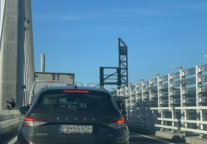 Nešto se neobično događa sa Pelješkim mostom: Građani zabrinuti, stigao odgovor