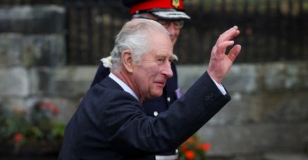 Charles III zaposlio čovjeka čiji je jedini posao da ga ujutro budi svirkom