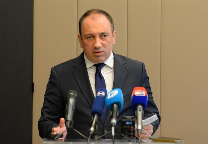 Crnadak: Nećemo odustati, šetnja pokazala da se Dodik više ne pita