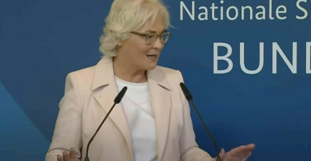 Njemačka ministrica obrane: "NATO mora učiniti više, tko zna do kud idu Putinove ambicije"