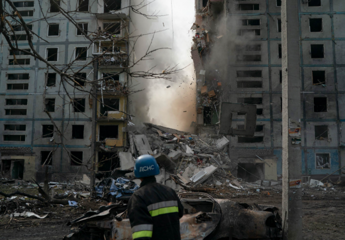 RAT U UKRAJINI, 229. DAN: Putin poručio kako je eksplozija na Krimskom mostu "teroristički napad" kojeg su organizirale ukrajinske tajne službe, raste broj mrtvih u raketnom udaru na Zaporožje, ukrajinske snage prodiru u regiju Lugansk