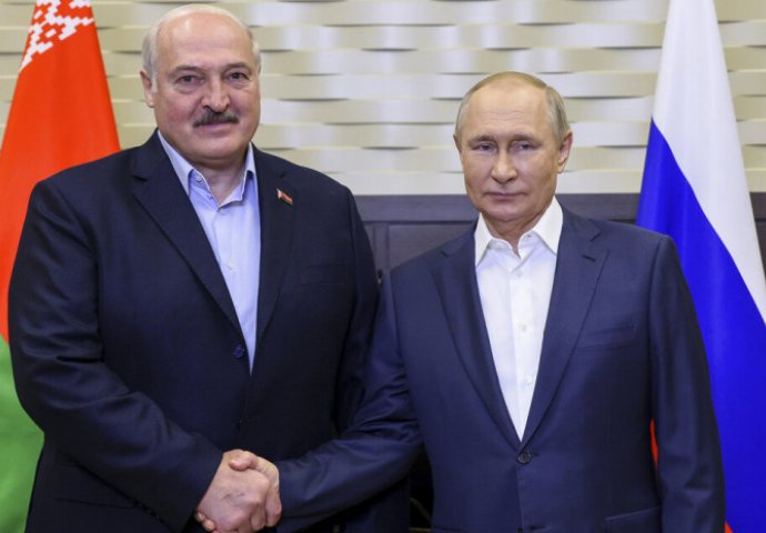 Lukašenko s Putinom dogovorio zajedničke vojne snage pa zaprijetio Zelenskom: Ako svojim prljavim rukama dotaknete samo jedan metar naše teritorije...