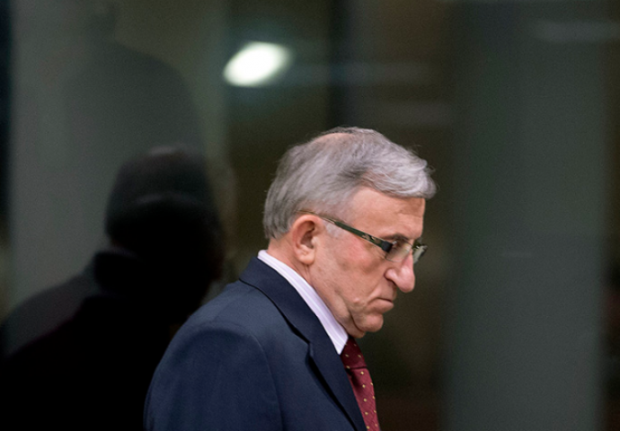 Vladika Pahomije odlikovao haškog osuđenika