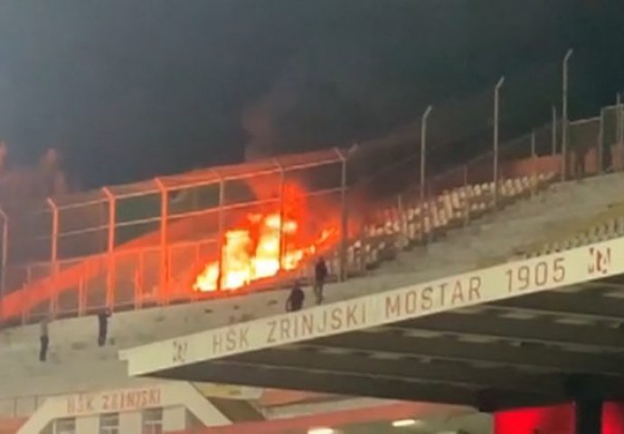 Veležovi navijači zapalili dio tribine na stadionu pod Bijelim Brijegom (VIDEO)