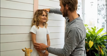 KOLIKO ĆE VAŠE DIJETE BITI VISOKO KADA PORASTE? Ne trebate gledati u visinu roditelja: NAUČNICI TVRDE DA OVO DAJE BOLJU PROCJENU