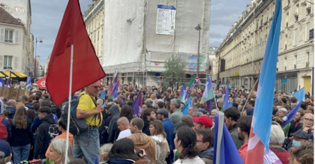 Hiljade ljudi izašlo na ulice Pariza protestujući zbog poskupljenja